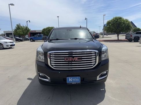 Used 2019 GMC Yukon SLT w/ Premium Edition AWD/4WD image 2