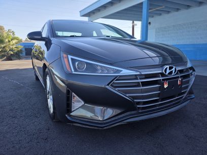 Used 2020 Hyundai Elantra SEL w/ Cargo Package (C1)