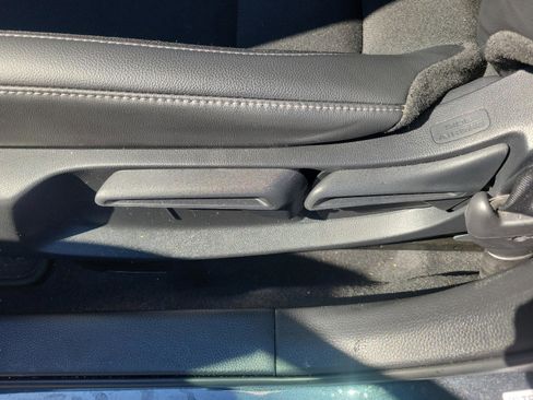 Certified 2025 Honda Civic Sport image 16