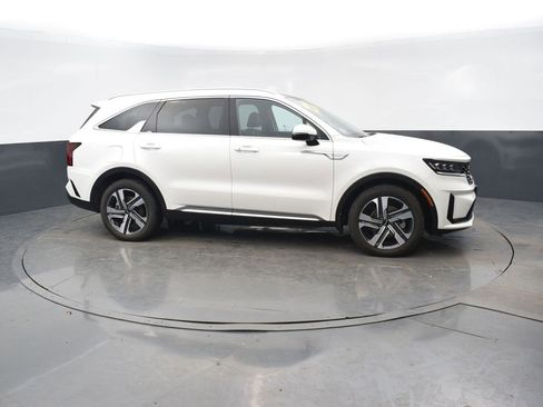 Used 2022 Kia Sorento SX w/ Panoramic Sunroof Package image 7