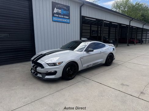 Used 2017 Ford Mustang Shelby GT350 w/ Electronics Package image 4