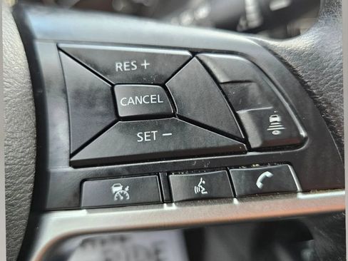 Used 2022 Nissan Kicks SV FWD image 15