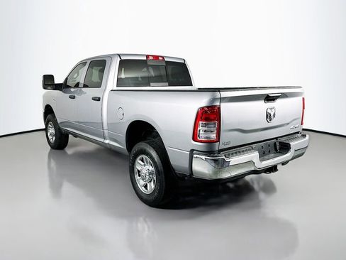 Used 2024 RAM 2500 Tradesman w/ Chrome Appearance Group AWD/4WD image 5