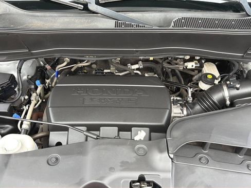 Used 2015 Honda Pilot Touring image 36
