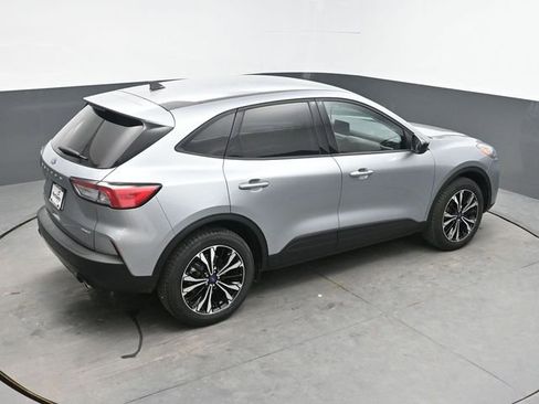 Used 2022 Ford Escape SE w/ SE Sport Appearance Package AWD/4WD image 22