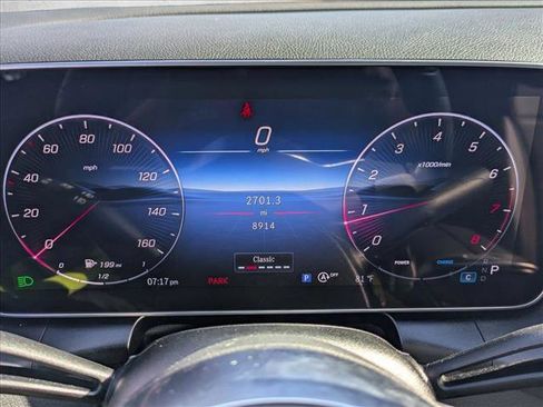 Certified 2025 Mercedes-Benz GLC 300 image 11