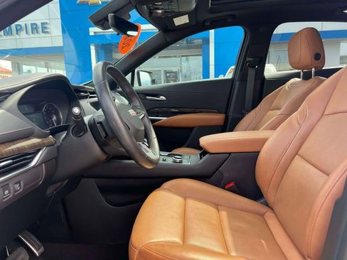Used 2023 Cadillac XT4 Sport image 16