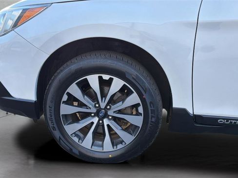 Used 2017 Subaru Outback 2.5i Limited image 36