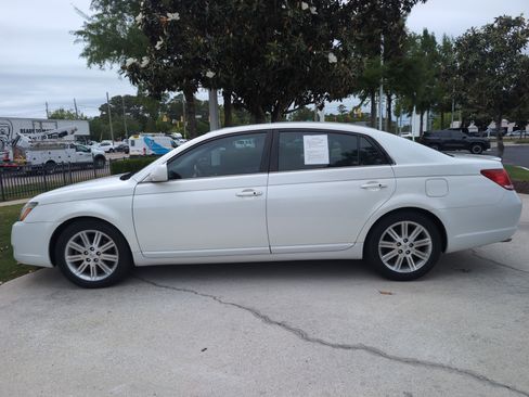 Used 2006 Toyota Avalon Limited FWD image 7
