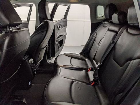 Used 2022 Jeep Compass Latitude image 17