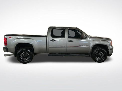 Used 2013 GMC Sierra 2500 Denali w/ Suspension Package, Off-Road image 7