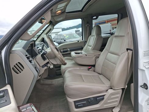 Used 2010 Ford F350 4x4 Crew Cab Super Duty image 17