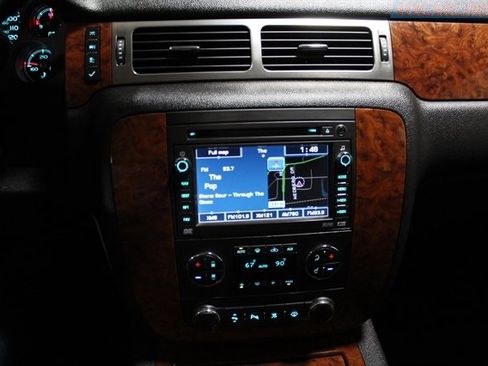 Used 2007 Chevrolet Tahoe LTZ w/ LTZ Preferred Equipment Group image 12