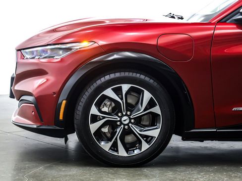 Used 2021 Ford Mustang Mach-E Premium image 10