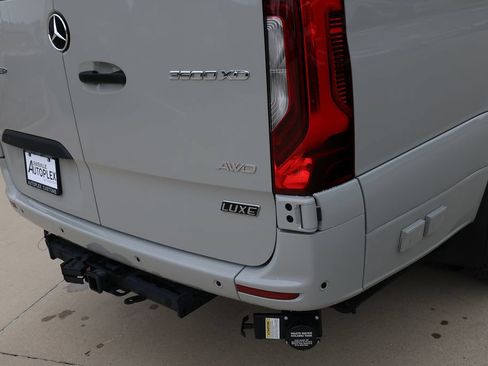 Used 2023 Mercedes-Benz Sprinter 3500 image 63