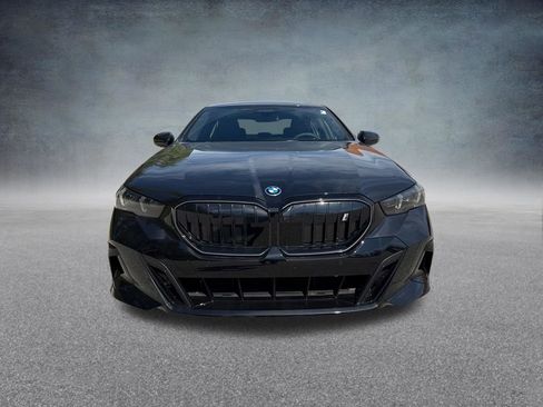 New 2026 BMW i5 eDrive40 AWD/4WD image 8