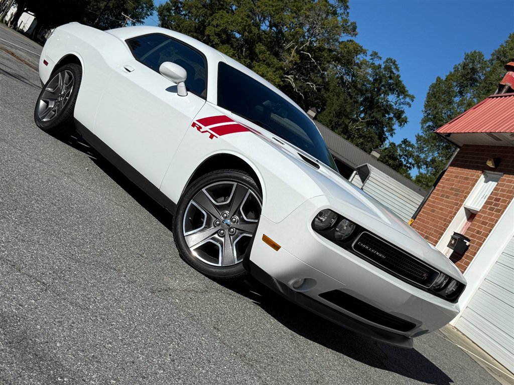 Used 2012 Dodge Challenger R/T RWD image 28