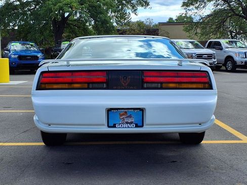 Used 1991 Pontiac Firebird Coupe image 19