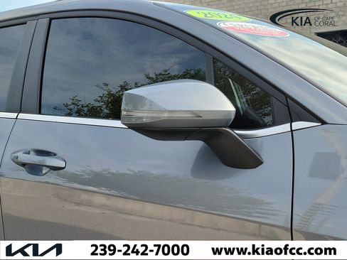 Certified 2024 Kia Sportage EX FWD image 8