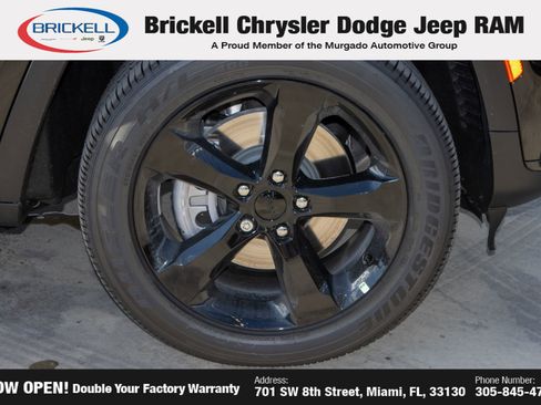 New 2025 Jeep Grand Cherokee L Altitude image 41