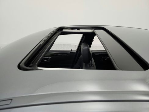 Used 2016 Mercedes-Benz E 350 Sedan image 11