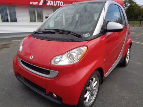 Used 2009 smart fortwo Coupe image 14