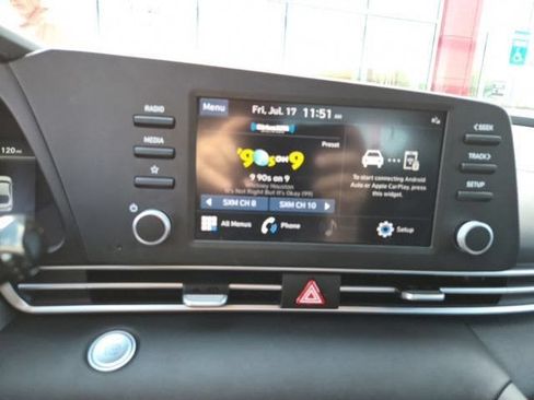 Used 2023 Hyundai Elantra SEL w/ Cargo Package FWD image 22