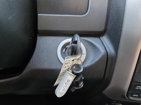 Used 2019 RAM 1500 Big Horn AWD/4WD image 18