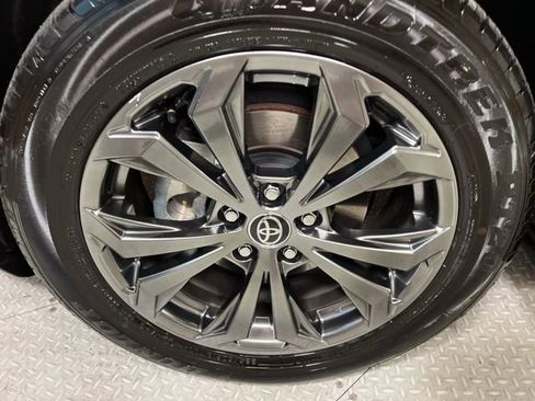 Used 2024 Toyota RAV4 Limited w/ Advanced Technology Package image 23