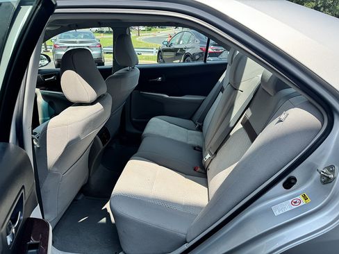 Used 2014 Toyota Camry XLE FWD image 8