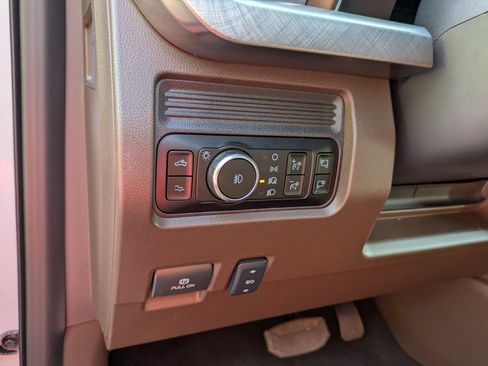 Certified 2025 Ford F250 King Ranch w/ Chrome Package AWD/4WD image 18