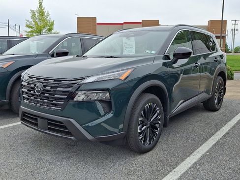 New 2026 Nissan Rogue Dark Armor AWD/4WD image 3