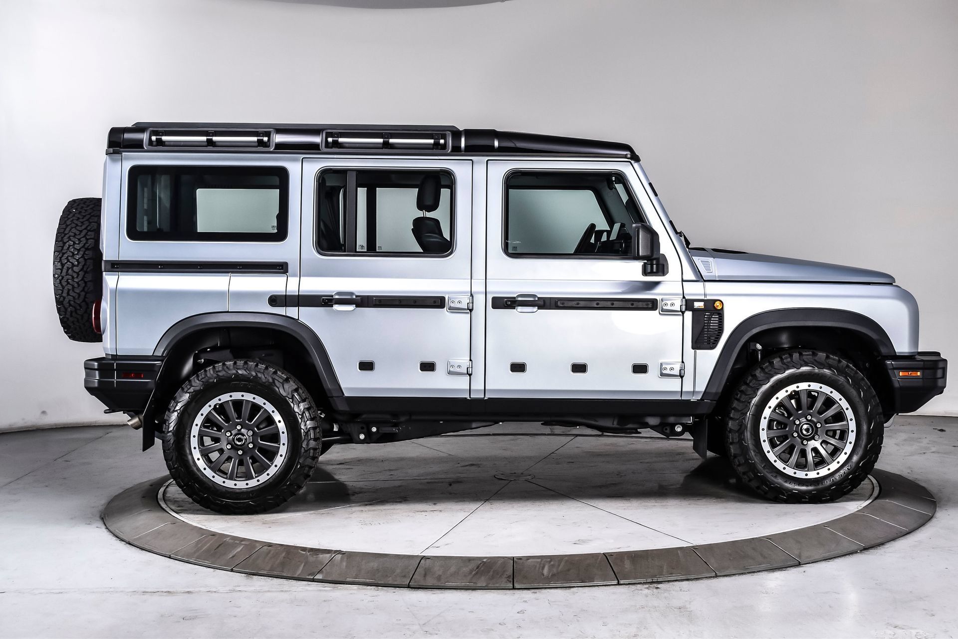 Used 2025 INEOS Grenadier Station Wagon AWD/4WD image 7