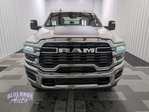 Used 2026 RAM 2500 Big Horn AWD/4WD image 7