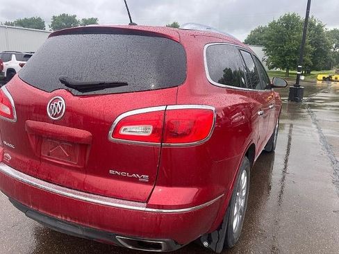 Used 2013 Buick Enclave Leather AWD/4WD image 2
