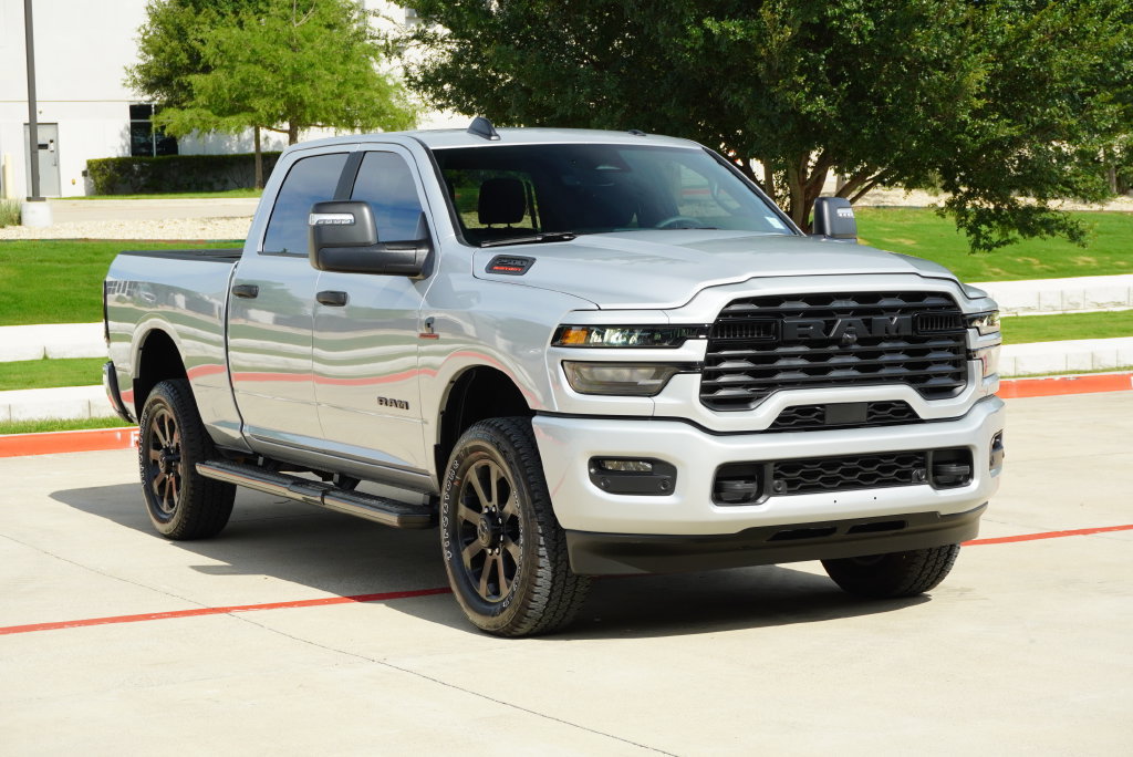 Used 2026 RAM 2500 Big Horn AWD/4WD image 6
