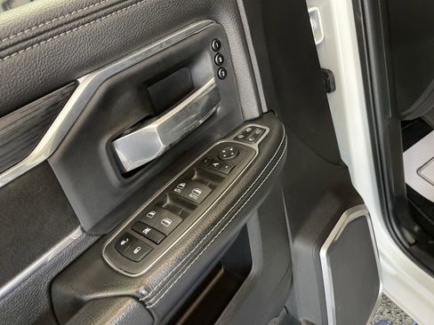 Used 2023 RAM 2500 Laramie AWD/4WD image 14