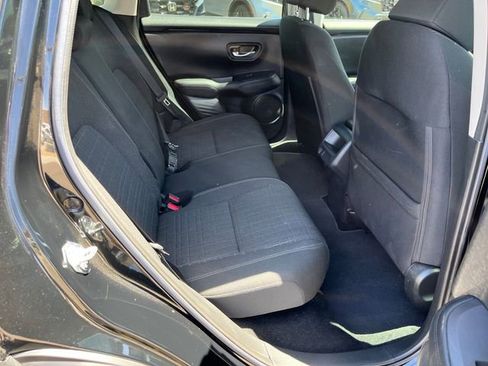 Certified 2025 Honda HR-V LX image 13