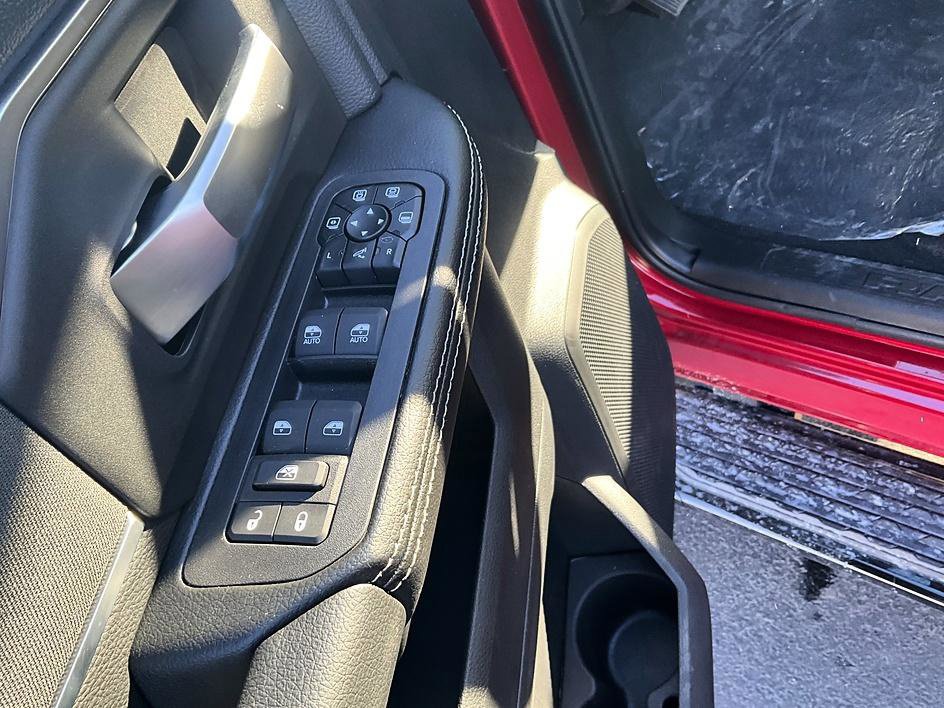 New 2027 RAM 3500 Big Horn AWD/4WD image 14