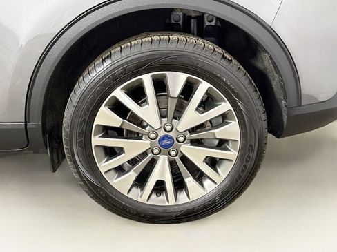 Used 2022 Ford Escape Titanium AWD/4WD image 29