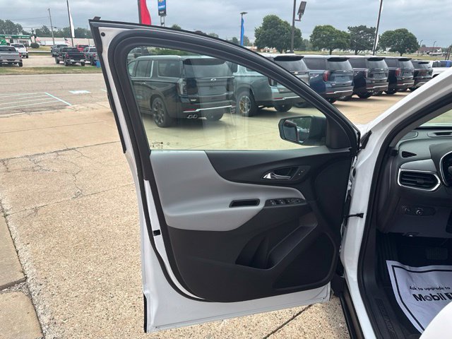 Certified 2024 Chevrolet Equinox LS w/ LS Convenience Package FWD image 15