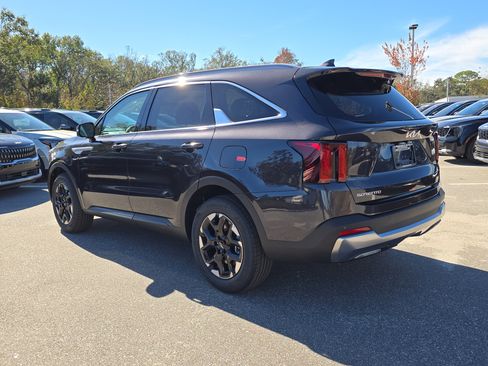 New 2026 Kia Sorento S image 6