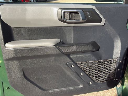 Used 2022 Ford Bronco Big Bend image 8