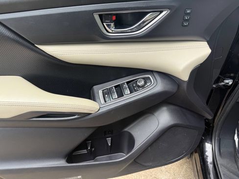 Used 2019 Subaru Ascent Limited image 18