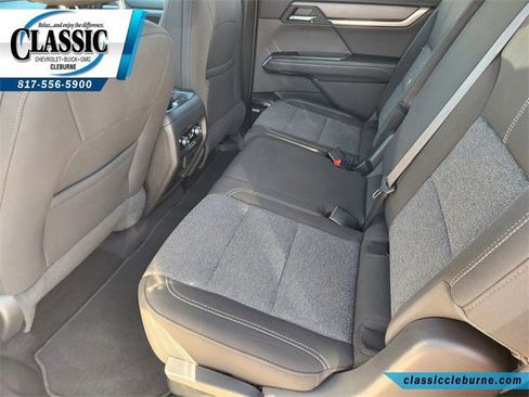 Used 2025 GMC Acadia Elevation image 27