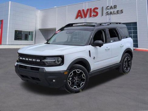 Used 2025 Ford Bronco Sport Outer Banks w/ Outer Banks Tech Package+ AWD/4WD image 1