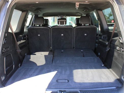 Certified 2023 Jeep Wagoneer 4WD image 33