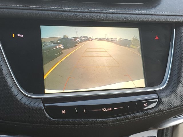 Used 2018 Cadillac XT5 FWD image 26