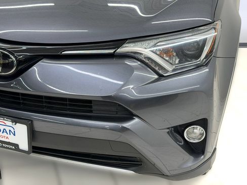 Used 2017 Toyota RAV4 XLE w/ Plus Extra Value Package FWD image 10