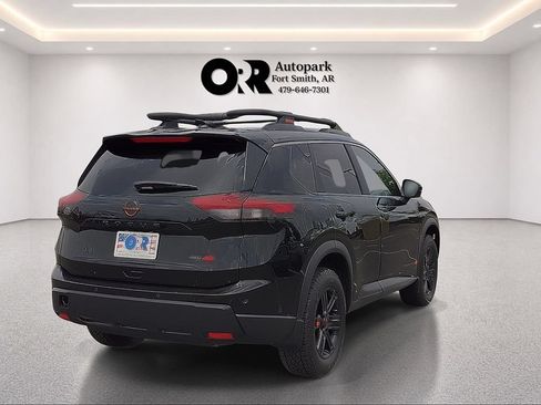 Used 2025 Nissan Rogue SV w/ Rock Creek Premium Package AWD/4WD image 5
